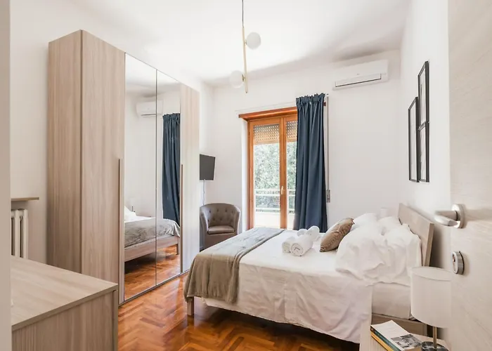 The Rent - Spacious Flat A Stone's Throw From The Vatican Appartamento Roma
