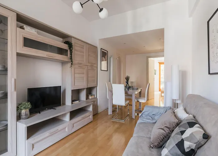 The Rent - Spacious Flat A Stone's Throw From The Vatican Appartamento *